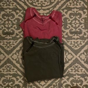 2 G.H. Bass & Co. Sweatshirts